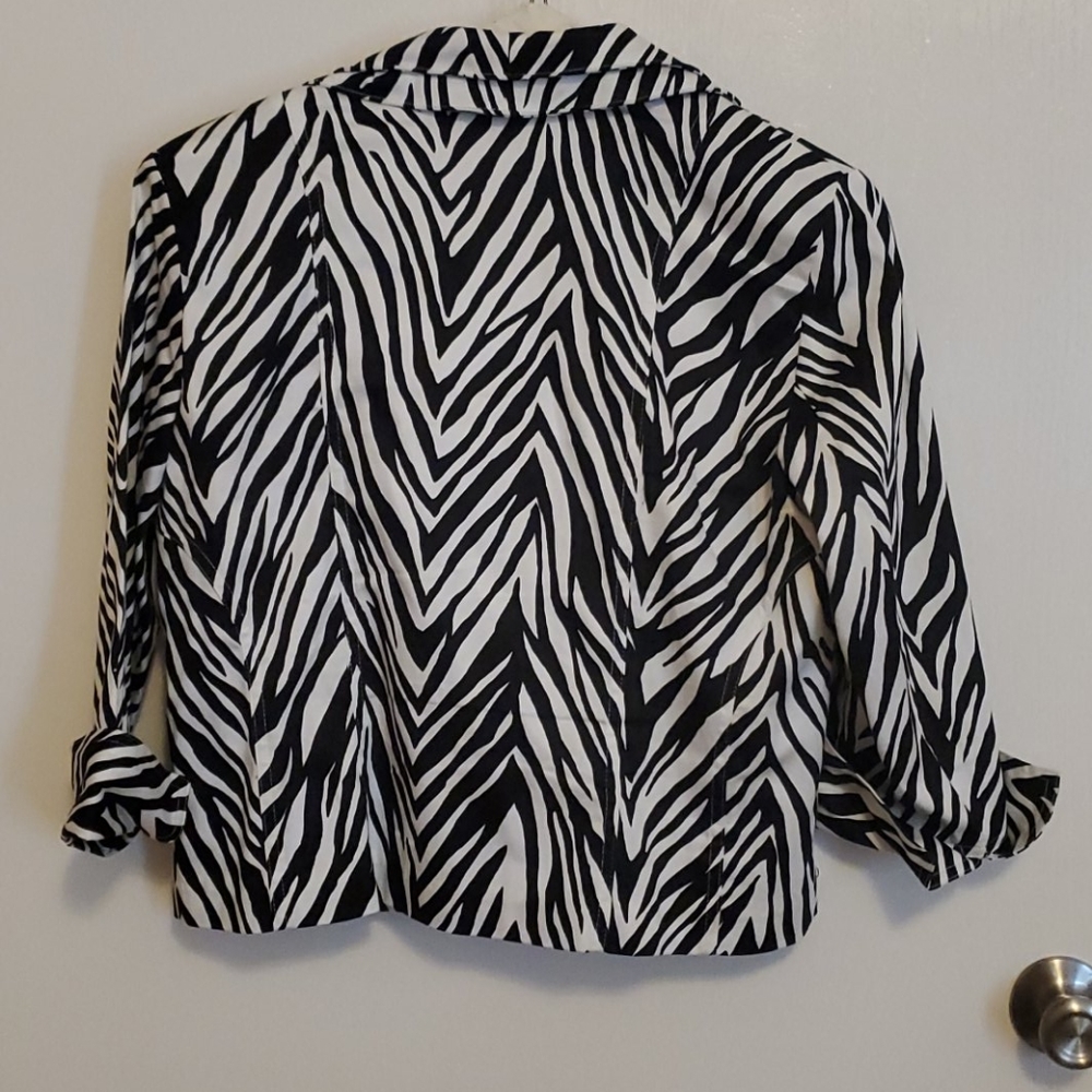 jacket - Picture 3 of 4